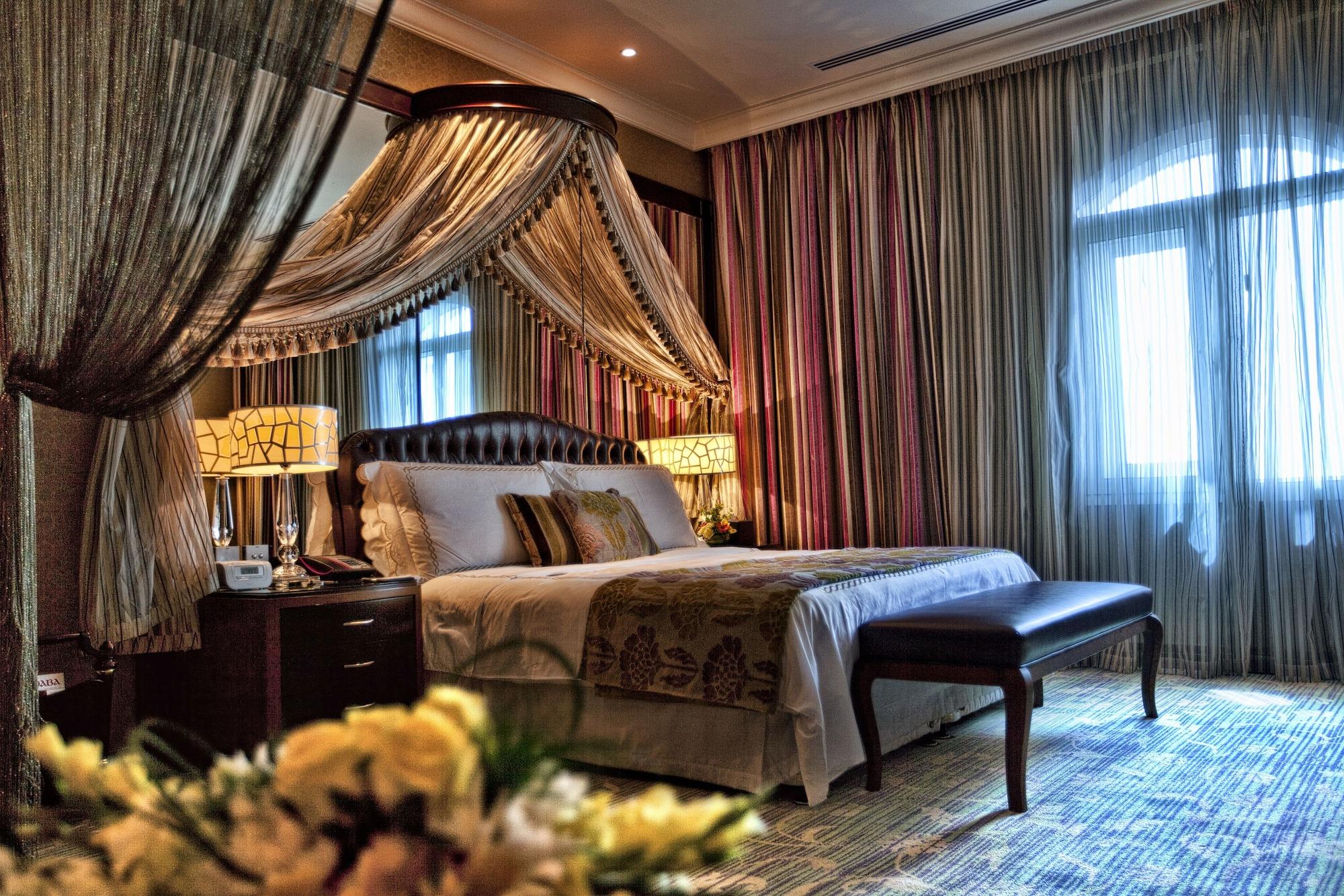Grand Regency Doha, Trademark Collection By Wyndham Zewnętrze zdjęcie A bedroom at the hotel