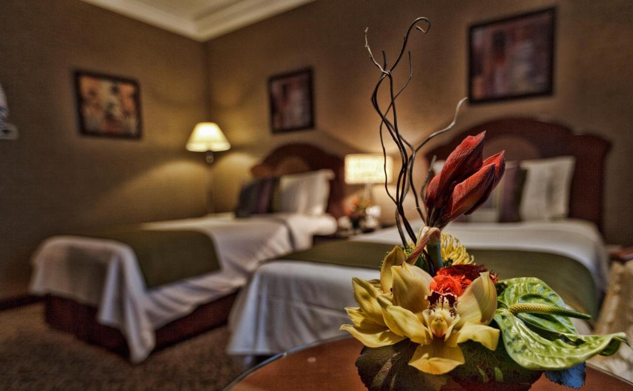Grand Regency Doha, Trademark Collection By Wyndham Zewnętrze zdjęcie A guest room at the hotel