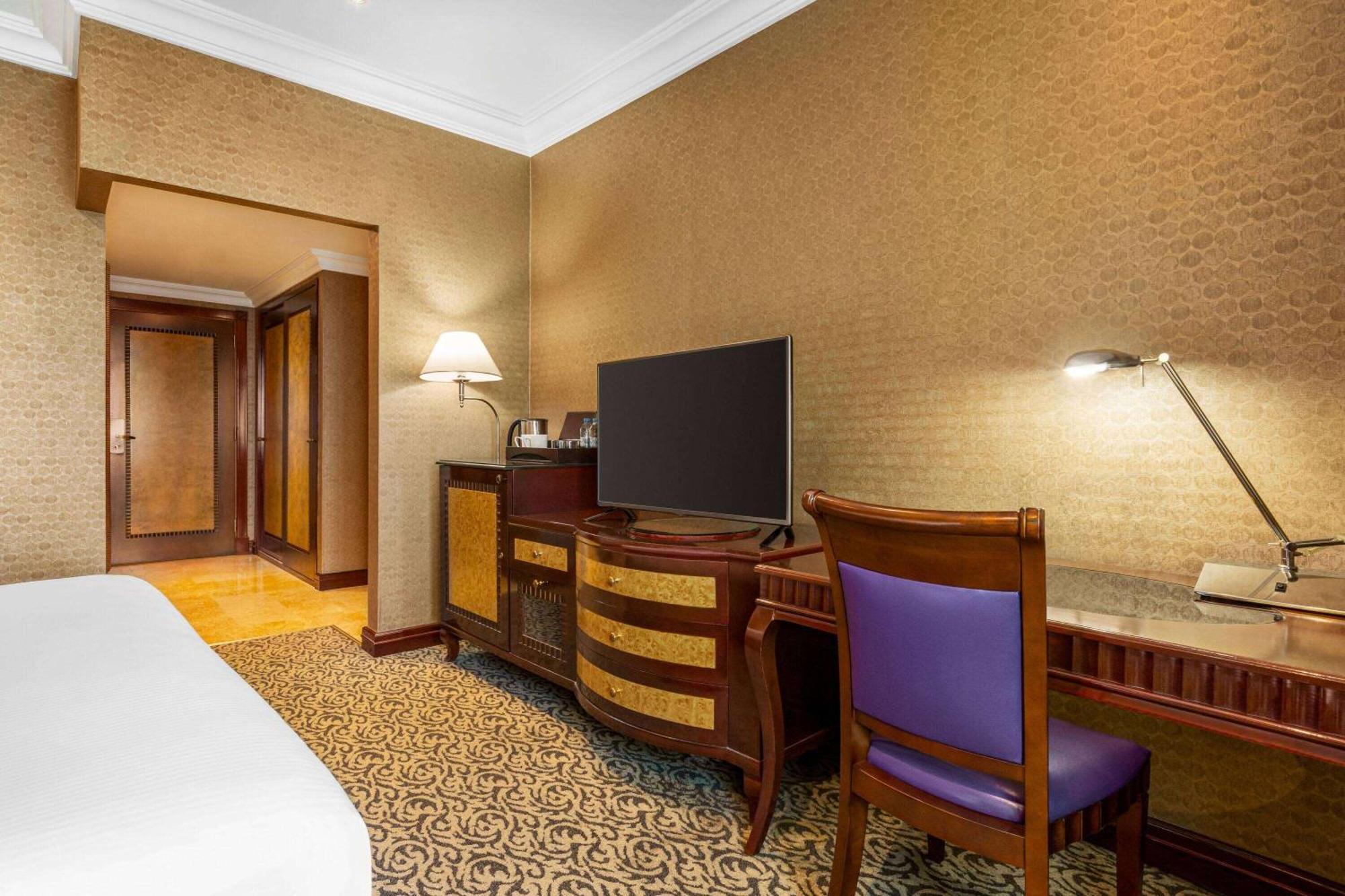 Grand Regency Doha, Trademark Collection By Wyndham Zewnętrze zdjęcie A room at the hotel