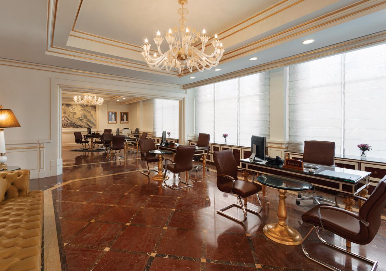 Grand Regency Doha, Trademark Collection By Wyndham Zewnętrze zdjęcie The interior of the hotel